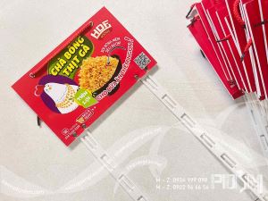 Hanger treo sản phẩm Chà Bông Khô Gà bán Tết 2026.