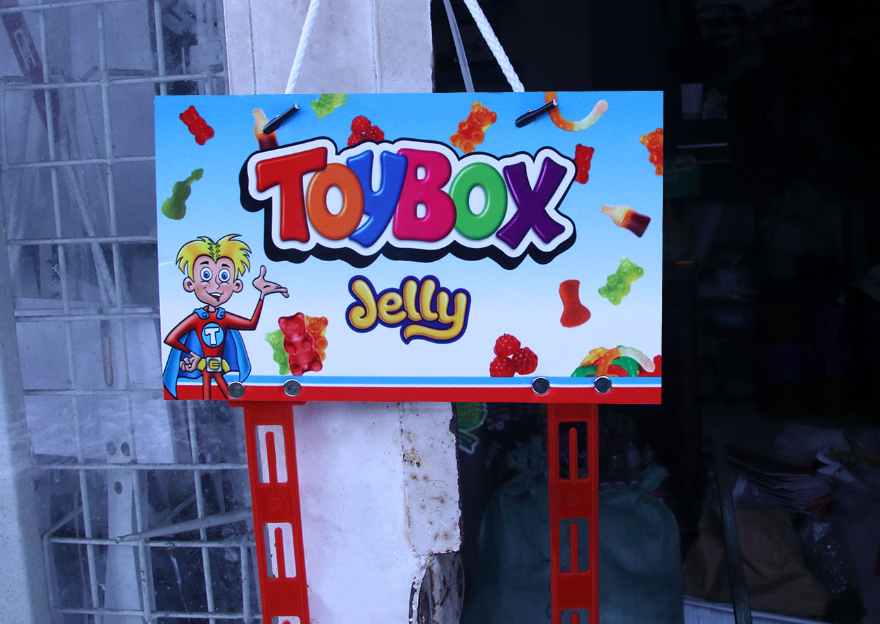 Sản xuất hanger dây nhựa Toybox Jelly